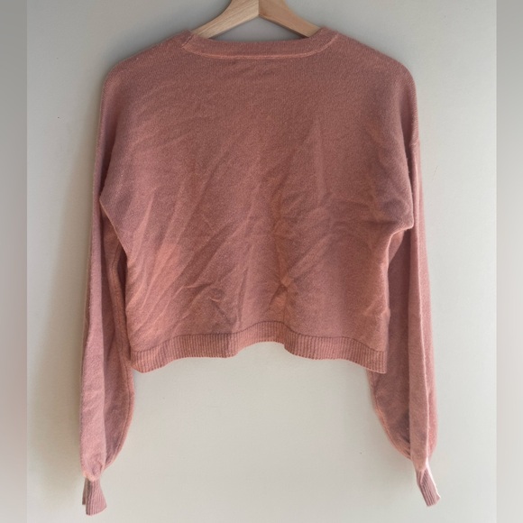Alice + Olivia Cashmere Cropped Pink Sweater - Picture 3 of 4